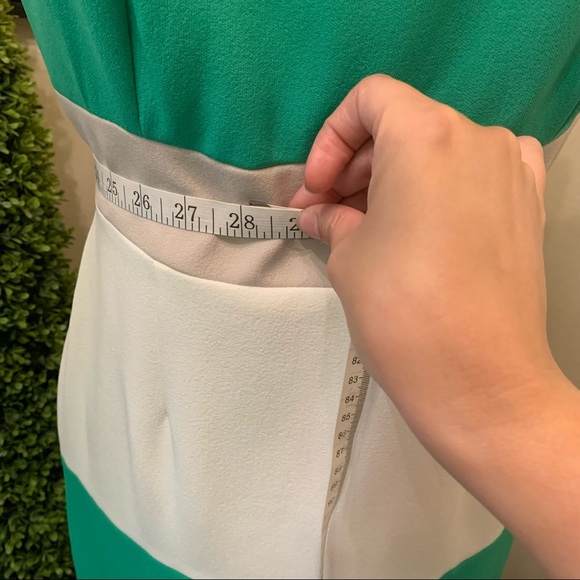 Color Block Dress - Picture 5 of 10